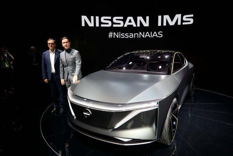 Paukenschlag von Nissan: Die Japaner enthüllten das Showfahrzeug IMs. Dahinter steckt eine rein elektrisch angetriebene Allradlimousine, die eine Reichweite von über 600 Kilometer haben soll. (NAIAS)