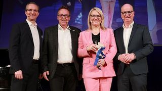 Herbstforum in Stuttgart (v.l.): Frank Schnierle (stv. Obermeister), Torsten Treiber (Obermeister), Christina Stumpp (stellvertretende CDU-Generalsekretärin) und Christian Reher (Innungsgeschäftsführer) (Bild: Wolfgang List)