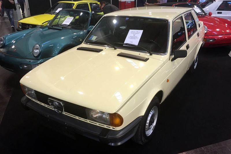 Kehren wir zurück zu den Autos: zum Beispiel zu dieser Giulietta 1.6 aus dem Jahr 1980 von Alfa Romeo. (Foto: press-inform)