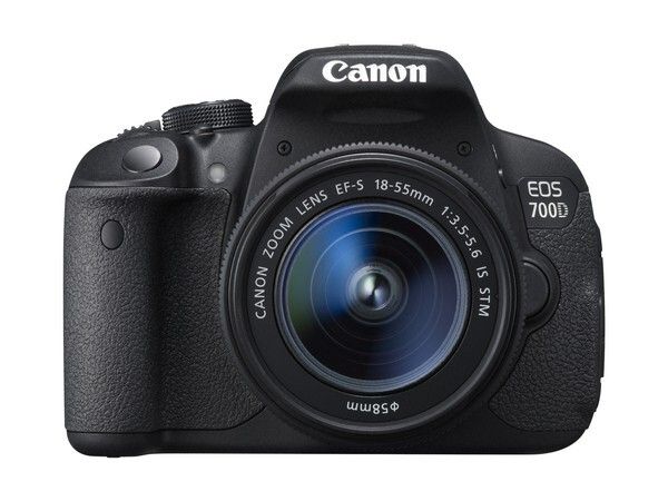 Für das Gehäuse einer EOS 700D lässt Canon 50 Euro springen. (Bild: Canon)