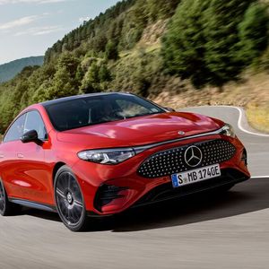 Der CLA ist das erste Modell auf der neuen 800-Volt-Architektur.(Bild:  Mercedes-Benz)