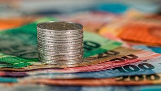 Zahltag: Nach dem Willen der G7-Staaten sollen Unternehmen demnächst dort Steuern zahlen, wo sie Umsatz machen. Und zwar mindestens 15 Prozent. (Bild: gemeinfrei)