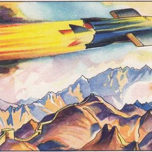 Das Raketenflugzeug: Der Antrieb der Flugzeuge der Zukunft erfolgt durch Raketen. Am Heck des Schiffes sind die Raketen eingebaut, die durch den Rückstoß der ausströmenden Gase das Flugzeug vorwärts treiben. Das hier dargestellte Flugzeug ist eben im Begriff, mit 10000 Kilogramm Post auf dem Wege von Berlin nach Tokio den Nankoupaß mit der alten chinesischen Mauer zu überfliegen. Da es eine Stundengeschwindigkeit von 1000 km hat, braucht es für die Strecke Berlin-Tokio knapp 8 Stunden. Ein Dampfer braucht heute noch etwa 50 Tage!(Bild:  Echte Wagner, retro-futurismus.de)