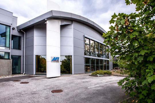 AFT Micromécanique emploie 60 employés entre la Suisse et la France. Ici le site de Fillinges (France). AFT Micromécanique emploie 60 employés entre la Suisse et la France. Ici le site de Fillinges (France).