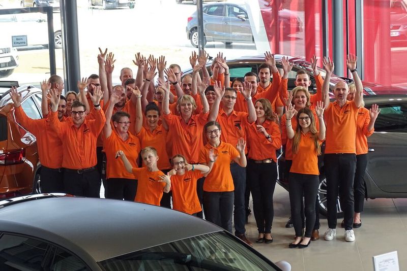 Die Truppe ist hochmotiviert, in Straubing die Verkaufszahlen schnell in die Höhe zu schrauben. (Bild: Früchtl)