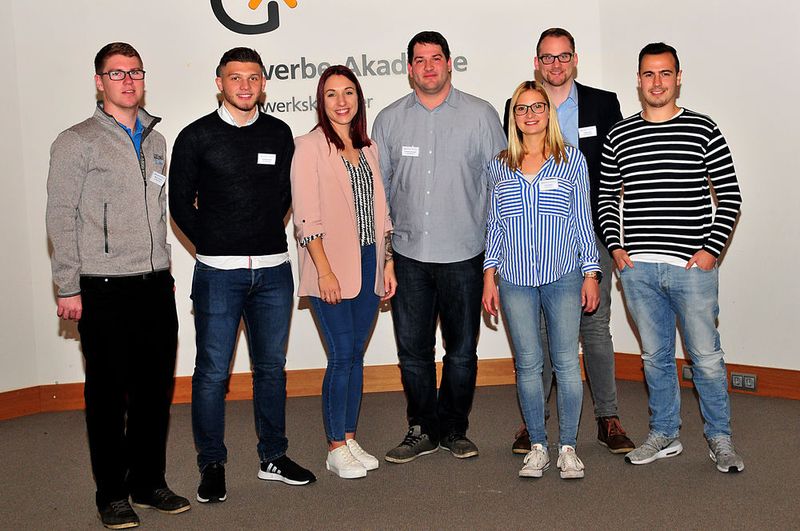 Beim PLW der Automobilkaufleute traten in diesem Jahr fünf Männer und zwei Frauen an. (Schmidt/»kfz-betrieb«)