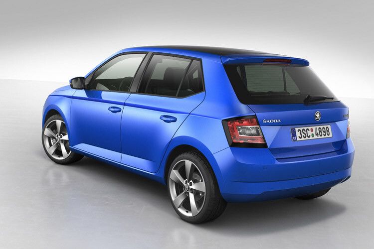 Auch in der klaren horizontalen Gliederung des Hecks kann man die Formen der Studie wiederfinden. (Foto: Skoda)