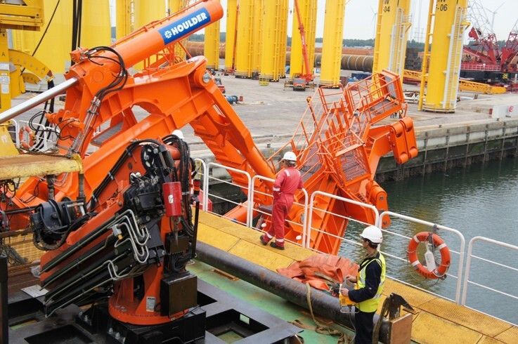 Inbetriebnahme des Steuersystems für den Greiferarm in Vlissingen, Niederlande (Bild: National Instruments / Houlder)