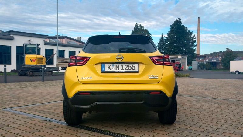 Die Preise für den Juke N-Sport mit Hybridantrieb starten bei 34.890 Euro, mit dem Benziner wären es 30.190 Euro. (Bild: Prawitz – VCG)