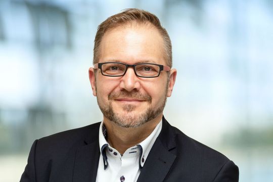 Olaf Holzgrefe, Leiter International des BME: „Als BME geben wir gemeinsam mit unseren Partnern, den AHK vor Ort, konkrete Hilfestellungen und Antworten.“(Bild:  Jochen Günther)