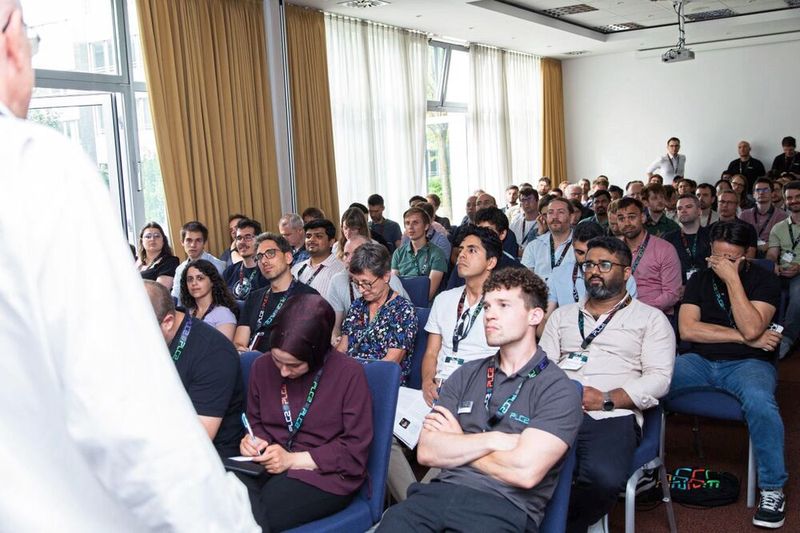 Impressionen der FPGA Conference Europe 2026. (Bild: Tobi Giessen)
