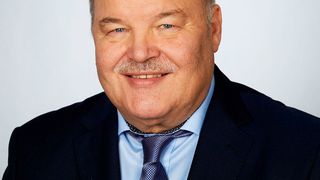 Albert Vetterl, Präsident und Landesinnungsmeister des bayerischen Kraftfahrzeuggewerbes, freut sich auf die IAA in München. (Bild: Foto Behrbohm, Augsburg)