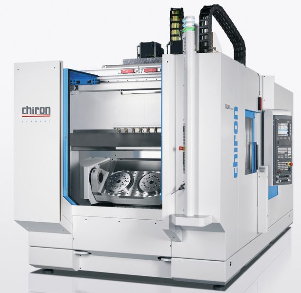 Für die Zerspanung großer Bauteile konzipiert sind die Modelle der neuen vertikalen Baureihe 24 mit Verfahrwegen von X = 830 mm / Y = 630 mm und Z = 630 mm. Ein Drehmoment von maximal 320 Nm und Spindelumdrehungen bis 15.000 U/min bringen genug Zerspanungspower ans Werkstück, wie es heißt. (Bild: Chiron)