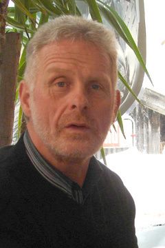 Siegfried Reuner, Ford-Händler im bayerischen Palling: Wir haben im ersten Quartal mehr Verträge geschrieben als 2008 und fast die Zahlen des letzten Jahres erreicht. Bei den Gebrauchtwagen verspüren wir den langen schneereichen Winter stark. Bis jetzt geht uns ein gutes Drittel der Verkäufe ab. Erfreulich, das wenigsten die Erträge viel besser  waren. Mit dem Start im Service sind wir sehr zufrieden.“ (Archiv: Vogel Business Media)