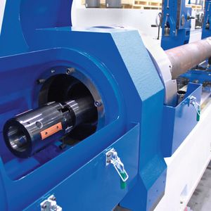Bild 1: Die Tiefbohrmaschine B630, hier in der 10-m-Version, eignet sich auch für das Zieh-Aufbohren.