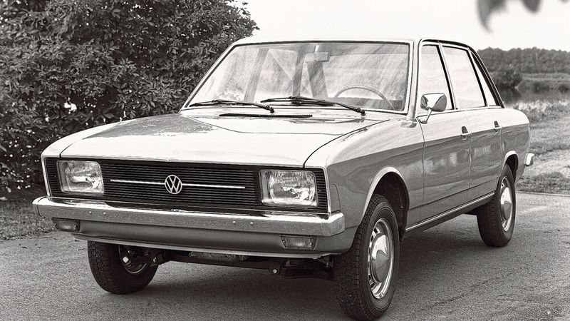 Die Fachpresse feierte den zukunftsweisenden VW K70 vor 50 Jahren mit euphorischen Schlagzeilen. (Bild: Volkswagen AG)