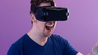 Im VR-Rausch: Erst bei vollständiger Immersion kommt die totale Verzückung. (Bild: gemeinfrei)