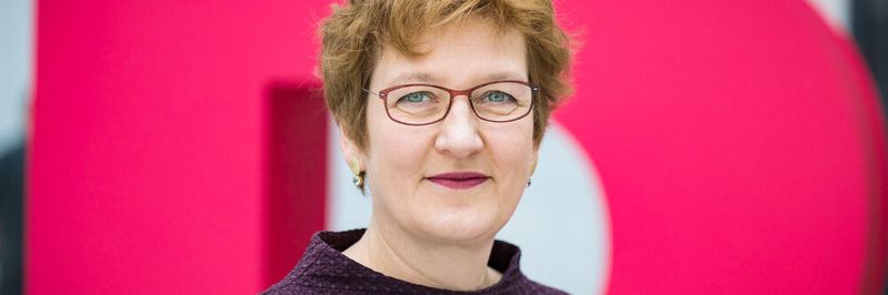 Daniela Ortmann ist die neue Vorsitzende des ver.di Bundesbeamtenausschusses Daniela Ortmann ist die neue Vorsitzende des ver.di Bundesbeamtenausschusses