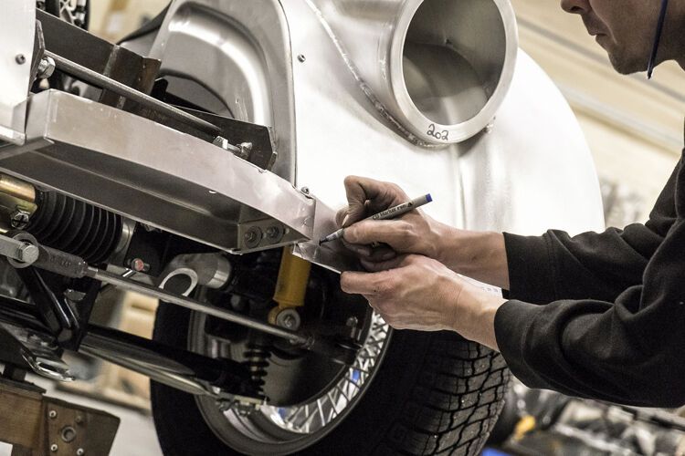 ... in echter Handarbeit. (Bild: Morgan)