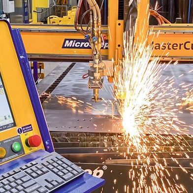 Since July 2023, a Master Cut Compact with a 2D plasma torch and a traveling oxy-fuel torch from Microstep has been in operation at Terex, the specialist for innovative loading concepts. (Image:Microstep)