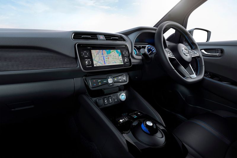 Der Innenraum ist übersichtlich gestaltet. (Nissan)