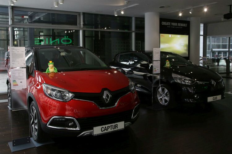 Neue Modelle: Das Autohaus König ist einer der größten Renault-Händler. Auch in der König-Lounge zeigt das Autohaus, was die Marke Neues bietet. (Foto: Renault König)