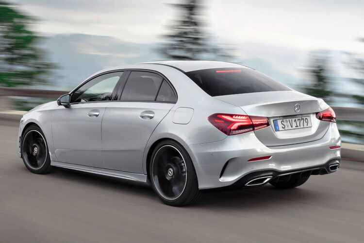 Die Schwaben haben die Limousine der A-Klasse erstmals auf der Auto China in einer exklusiven Variante präsentiert. (Daimler)