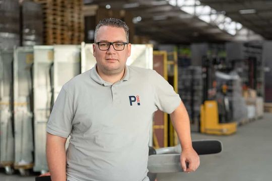 Micha Augstein ist Gründer und Geschäftsführer von Parcel.One.(Quelle:  Parcel.One)