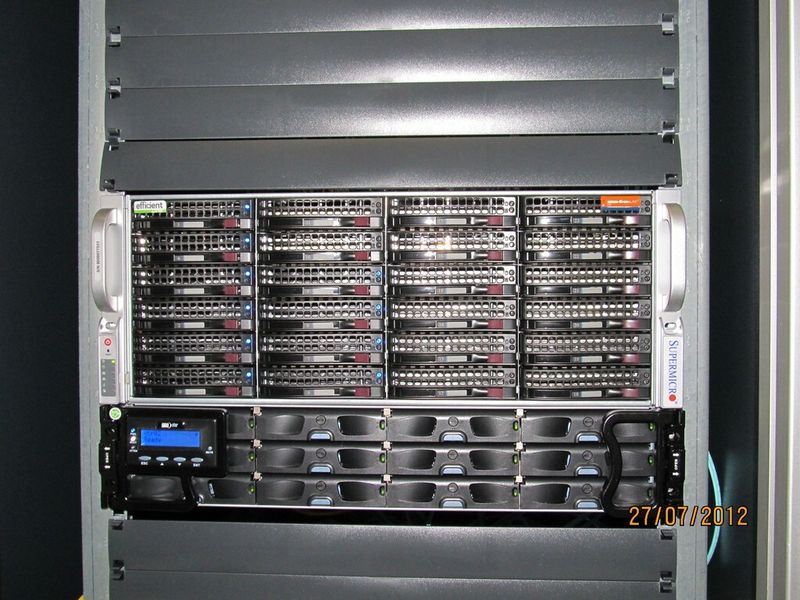 Performance- mit über 300 GByte auf schnellen SAS-Disks bietet die Virtion schnellen Zugang zu den Daten. (Virtion/NexentaStor)
