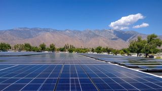 adobestock-1338496917-sepazworks-goldbeck-solar-la-florida-hive-996x560v1 (Bild: © SepazWorks/stock.adobe.com)