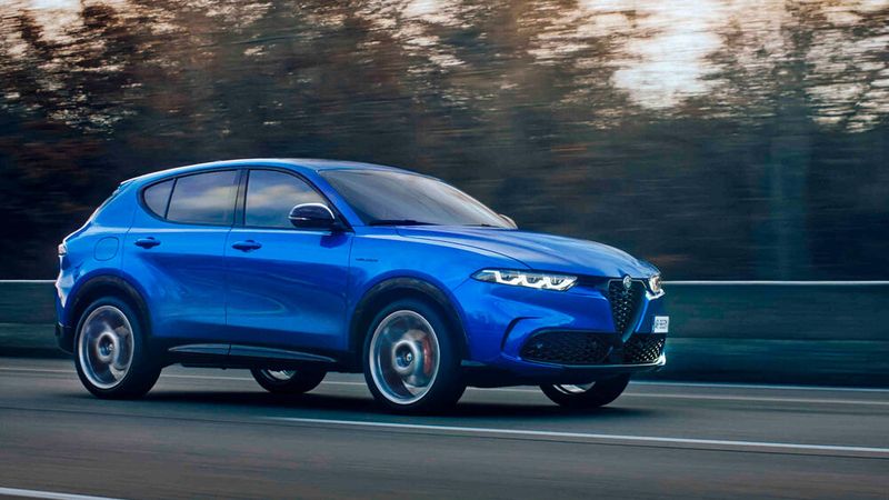 Gut viereinhalb Meter ist das fünftürige Kompakt-SUV von Alfa lang. (Bild: Alfa Romeo)