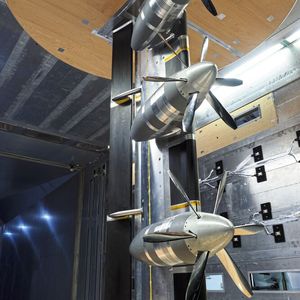 Distributed Propulsion Modell des EU CleanSky II Projektes DISPROP im Windkanal(Bild:  IFAS, TU Braunschweig)