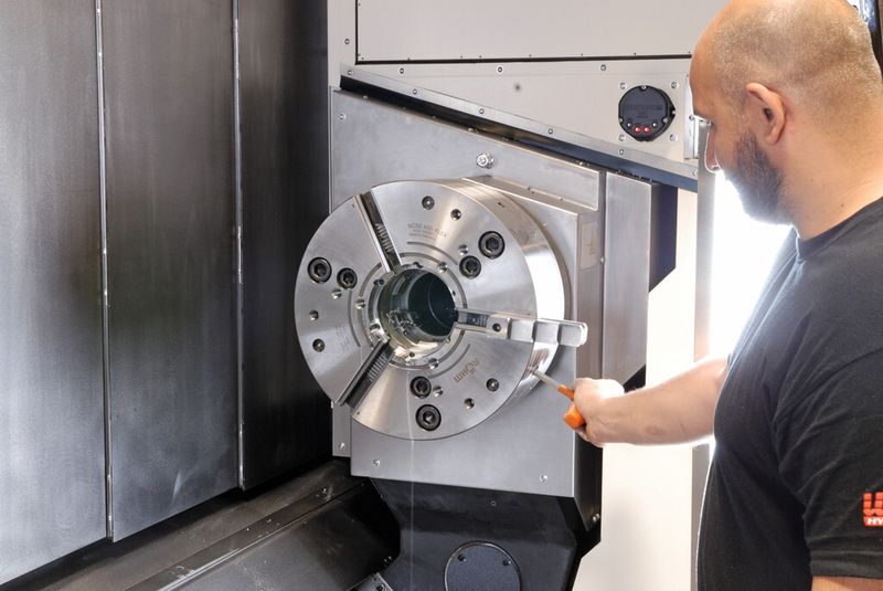 Bild 2: Das Kraftspannfutter Duro-NCSE Flex eignet sich besonders für Bearbeitungen mit häufigem Wechsel des Spannzeuges, da nur die Spanneinsätze mit einem Schnellwechselsystem getauscht werden. (Bild: Röhm)