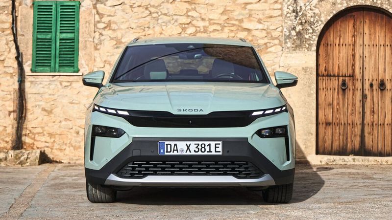 Den Elroq bietet Skoda in zwei Akku-Größen an, mit 52 kWh im Einstieg und 77 kWh in der Topversion. (Bild: Ivo Hercik)