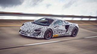 Der Artura ist der erste elektrifizierte Sportwagen von McLaren.  (McLaren)