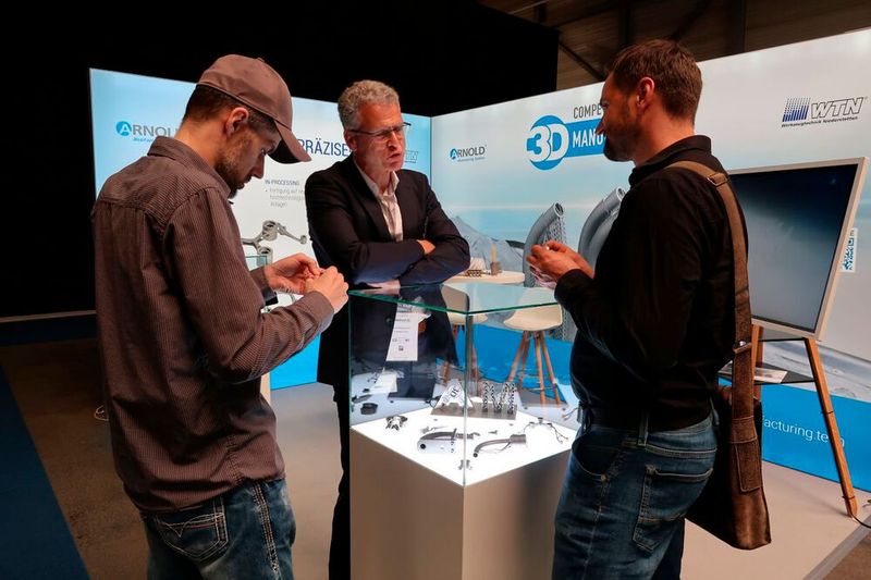 Die Würth-Tochterfirmen Arnold Umformtechnik und WTN stellten ihr Competence Center 3D Manufacturing für den Metall-3D-Druck vor. (Bild: D. Quitter - VCG)
