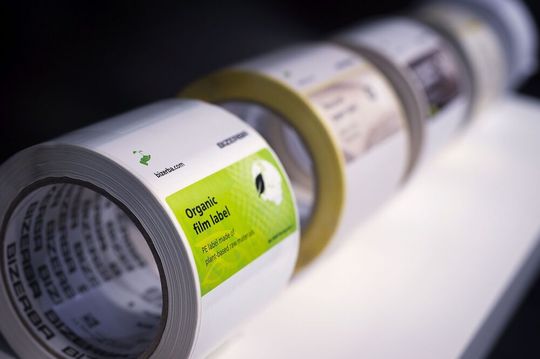Die Interpack nutzt Bizerba in diesem Jahr, um zum Beispiel zu demonstrieren, wie Verpackungen nachhaltiger werden können. Maßgeblich, heißt es, tragen dazu auch Etiketten bei. Hier ein kleiner Überblick, über den Messeauftritt im Mai in Düsseldorf. Die Interpack nutzt Bizerba in diesem Jahr, um zum Beispiel zu demonstrieren, wie Verpackungen nachhaltiger werden können. Maßgeblich, heißt es, tragen dazu auch Etiketten bei. Hier ein kleiner Überblick, über den Messeauftritt im Mai in Düsseldorf.