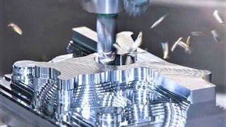 Während die Großunternehmen während der Pandemie 2020 litten, schlugen sich die Klein- und Mittelständler besser und produzierten weiter auf gutem Niveau. Das jedenfalls hat das IfM Bonn herausgefunden. (Bild: FZT-IT)