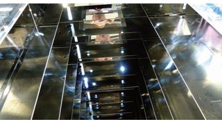 In über 100 Jahren wurden zahlreiche Edelstahl-Legierungen mit immer besseren Eigenschaften entwickelt – ihre Verarbeitung wirft jedoch noch viele Fragen auf. (Bild: Kuhn)