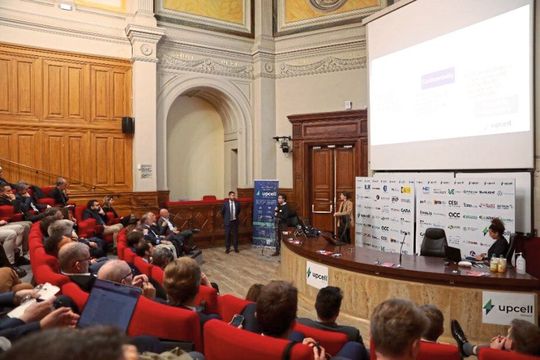 Elektrobatterien made in Europe: Batteriewertschöpfungskette mit den Mitgliedern der Upcell - European Battery Manufacturing Alliance. Die Vereinigung strebt an, bis 2030 ein industrielles Ökosystem für Hersteller von Elektrobatterien in Europa zu etablieren.(Bild:  Upcell)