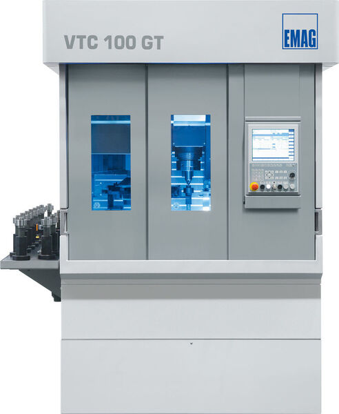 Die VTC 100 GT ist ein vertikales Wellenproduktionszentrum für die Kombinationsbearbeitung Drehen und Schleifen. (Bild: Emag)