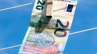 Jeder fünfte leitende Bankmanager gibt zu, bei sensiblen Daten Risiken einzugehen, um gesetzliche Anforderungen zu erfüllen. (Pixabay)