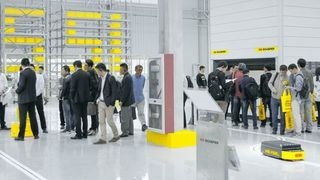 Im SSI-Schäfer-Technologiezentrum im ostchinesischen Kunshan können Kunden Produkte wie das fahrerlose Transportsystem Weasel, den Lagerlift Logimat sowie Regale und Kästen begutachten. (SSI Schäfer)
