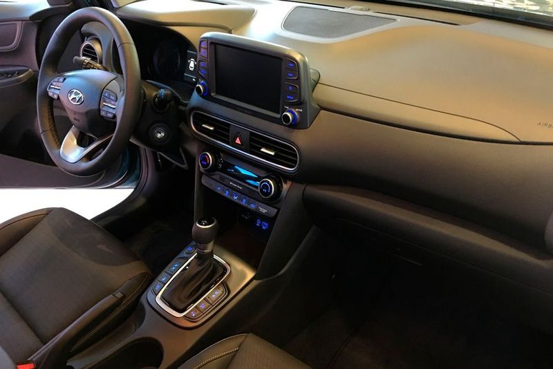 Das Kona-Cockpit ist schnörkelos und gut verarbeitet. (SP-X/Michael Gebhardt)