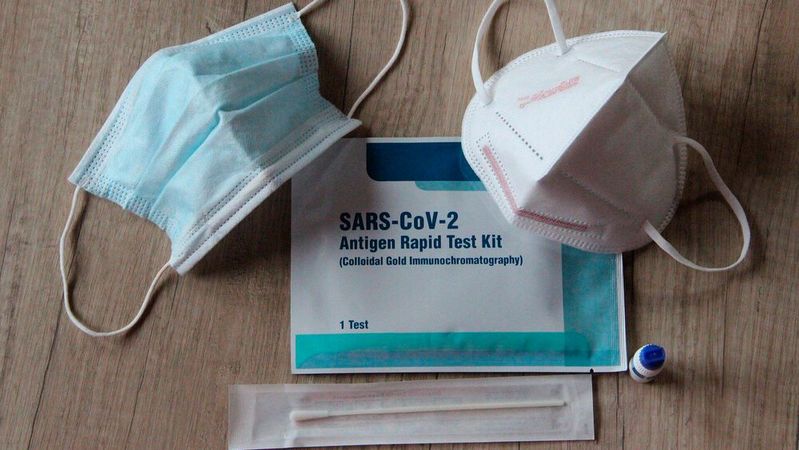 Das Kfz-Gewerbe Baden-Württemberg setzt auf Schnelltests. Betriebe sollen ihre Mitarbeiter testen lassen. Wenn der Bund Testkits zur Verfügung stellen würde, könnten auch Kunden im Autohaus getestet werden.(Bild:  gemeinfrei /  Pixabay)