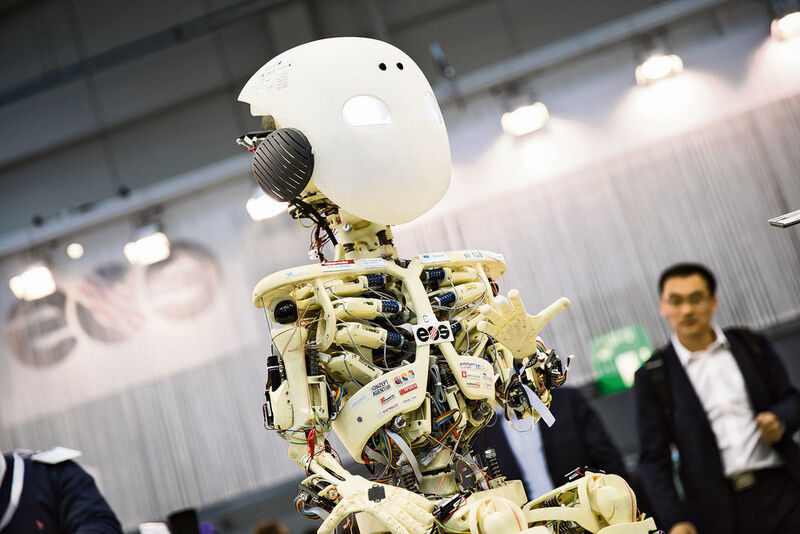 Die Struktur dieses Roboters ähnelt dem Knochenaufbau des Menschen. Er wurde additiv mit Techniken von Eos gefertigt. (Michael Heck)