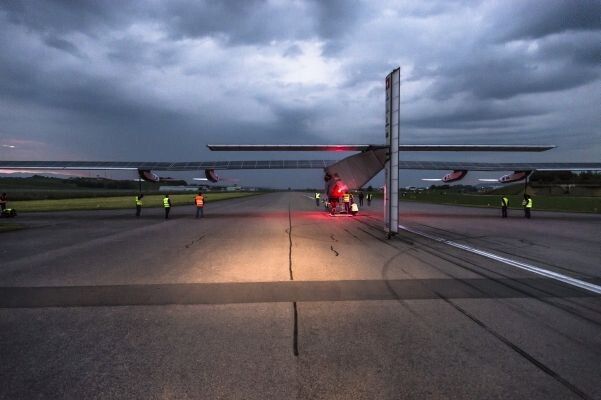 Impressionen vom Erstflug der Solar Impulse 2 (Solar Impulse)