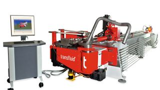 Für die große Freiheit beim Biegen vereint Transfluid seine Software T Control mit seiner Biegetechnik.  (Bild: Transfluid)