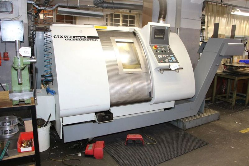 Das ist eine weitere CNC-Drehmaschine, die man günstig anbietet: Eine Gildemeister CTX-200 S 2. (Bild: Surplex)