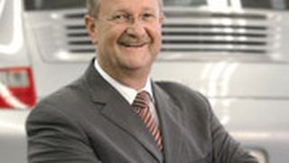 Vergoldeter Abschied: Für seinen Abschied von Porsche kassiert Wendelin Wiedeking nochmals 50 Millonen Euro, davon investiert er etliche Millionen für gemeinnützige Zwecke. (Archiv: Vogel Business Media)